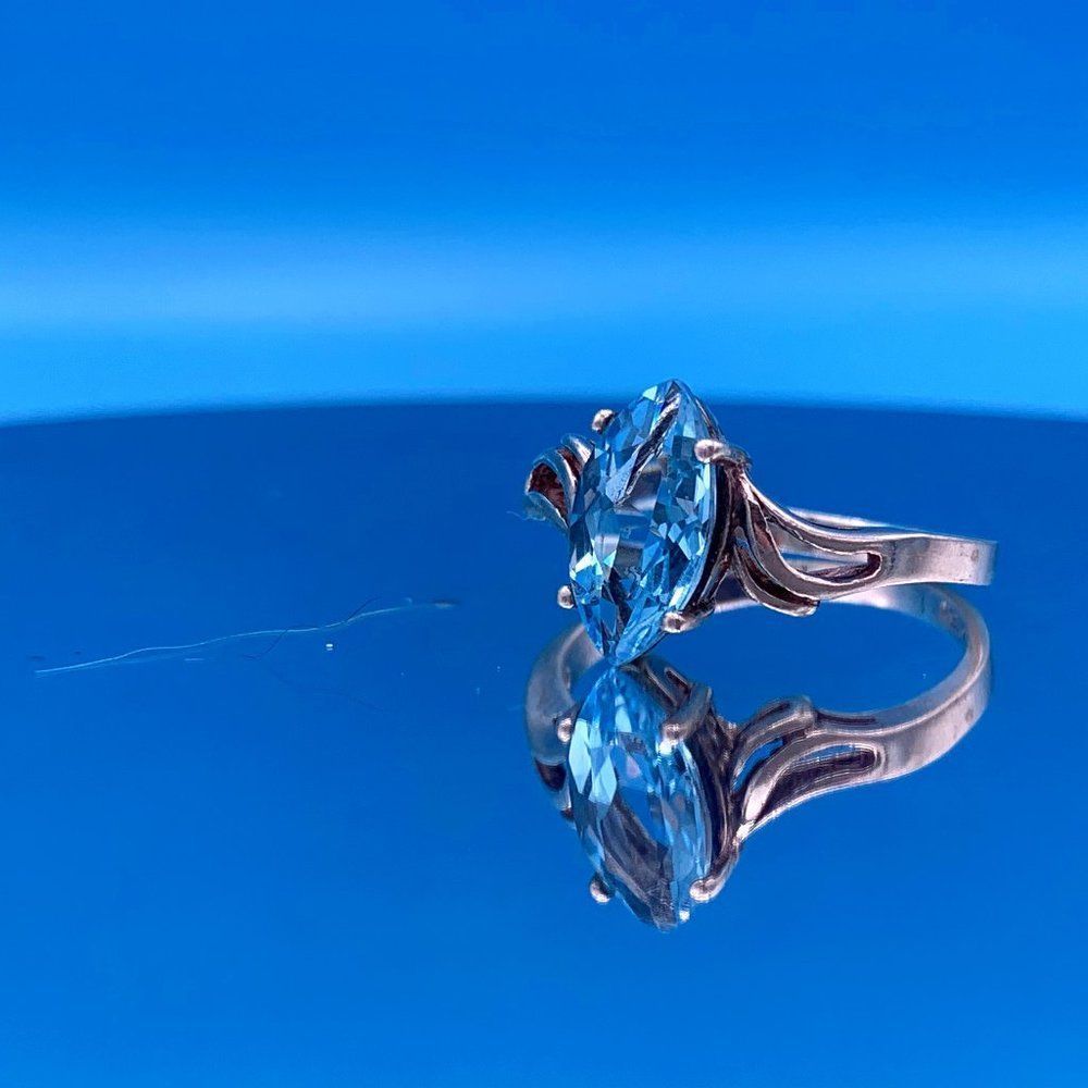 Vintage Sterling Silver Marquise Swiss Blue Topaz Ring